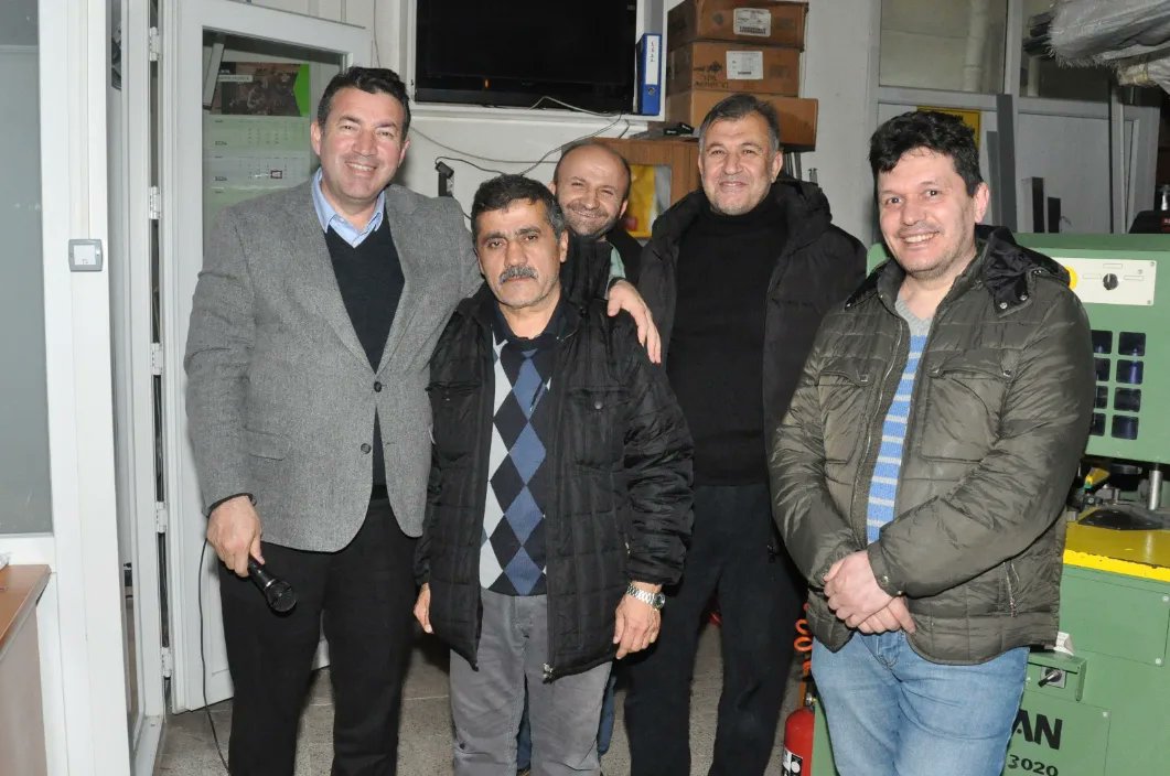 ozcanulupinar67's tweet image. Ulupınar Pen'de Eski Mahalleli vatandaşlarımızla buluştuk. Güler yüzünü ve desteklerini bizden esirgemeyen herkese çok teşekkür ederim, ayağınıza yüreğinize sağlık.

#GerçekBelediyecilik 
#YenidenBüyükDevrek 
#Devrek 
#ÖzcanUlupınar