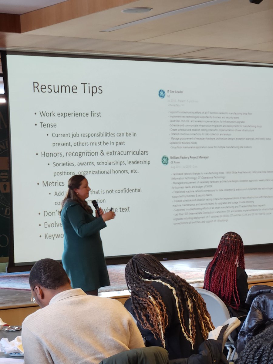 GrabowskiMIS201's tweet image. The amazing Rebecca Wolf &apos;14 leading a great #Interviewing101 night w/ @LeMoyne students, #ERIE21 Lock3 &amp;amp; Lock4! Driving 2.5 hours in snow squalls &amp;amp; 30 mph winds to connect :) Another fantastic member of our @LMCMaddenSchool  #InformationSystems Program #AdvisoryBoard! Tx, Becca!