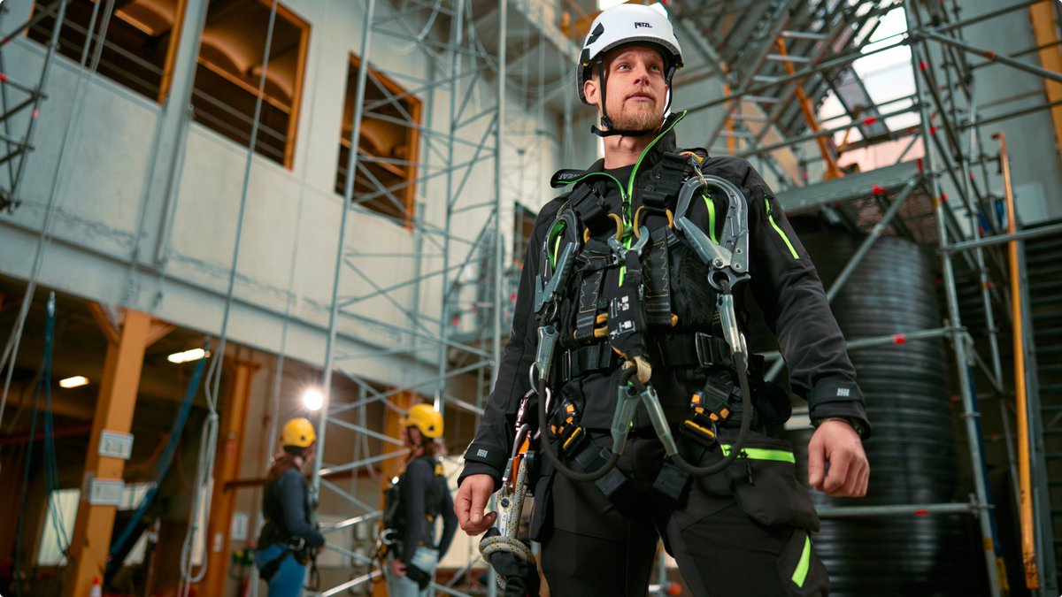 Ons lid <a href="/orangetalent/">OrangeTalent</a> maakte een uitgebreide en toegankelijke headless website met Laravel voor <a href="/EurosafeNL/">Eurosafe Nederland</a> 

Lees op onze website hoe zij dit hebben gedaan: dutchlaravelfoundation.nl/cases/eurosafe