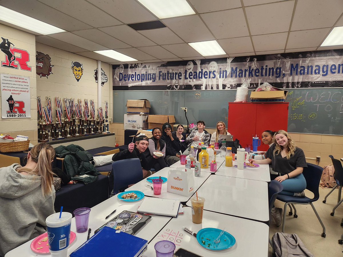 Kent Roosevelt DECA tweet media