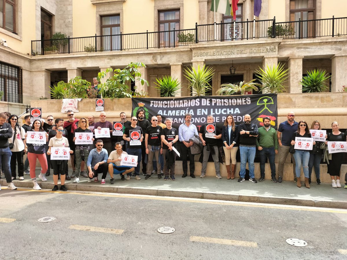 🏴🏴👏Muchas Gracias a todos los que esta mañana habéis acudido a la concentración 👏👏🏴🏴TODOS  JUNTOS SEGUIMOS 🏴🏴