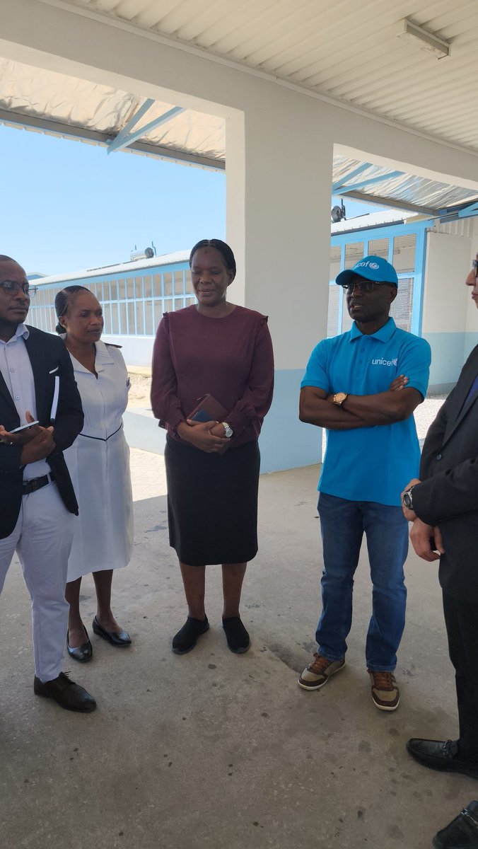 SamOcranKweku's tweet photo. Joint field mission with Hopolang Phororo (RC Namibia), HE Amb. Nishimaki Hisao (Amb. of Japan to Namibia). At Rundu Maternity Hospital, saw positive impact of the partnership of #UNICEFNamibia and #JapanGov on health service delivery in lives of children and citizens at large. https://t.co/flazMu4N7A