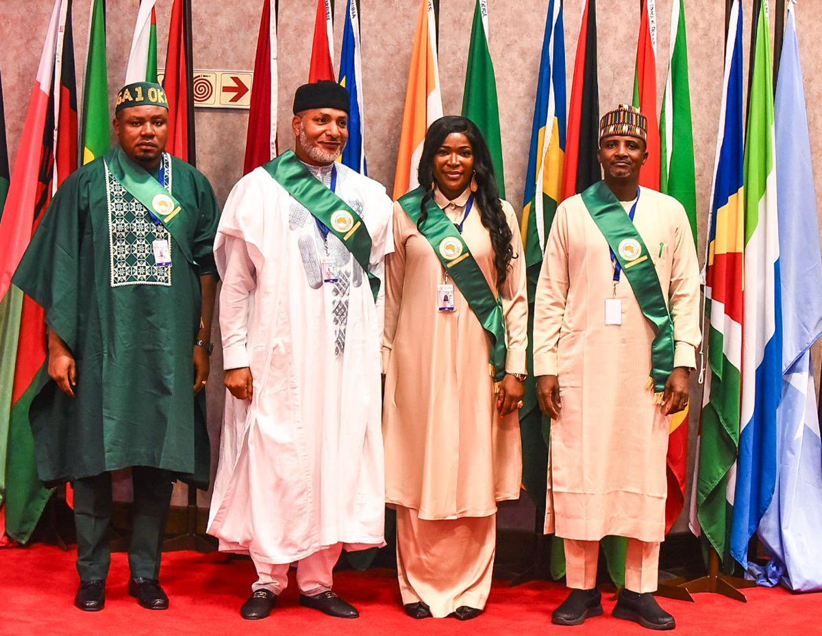 AfrikParliament's tweet photo. Hon. Lucia Dos Passos, Acting President, officiated the swearing-in of new members from 12 @_AfricanUnion member states during the Extraordinary Session of the 6th Parliament. #PAPSession https://t.co/ioJxdQyucj