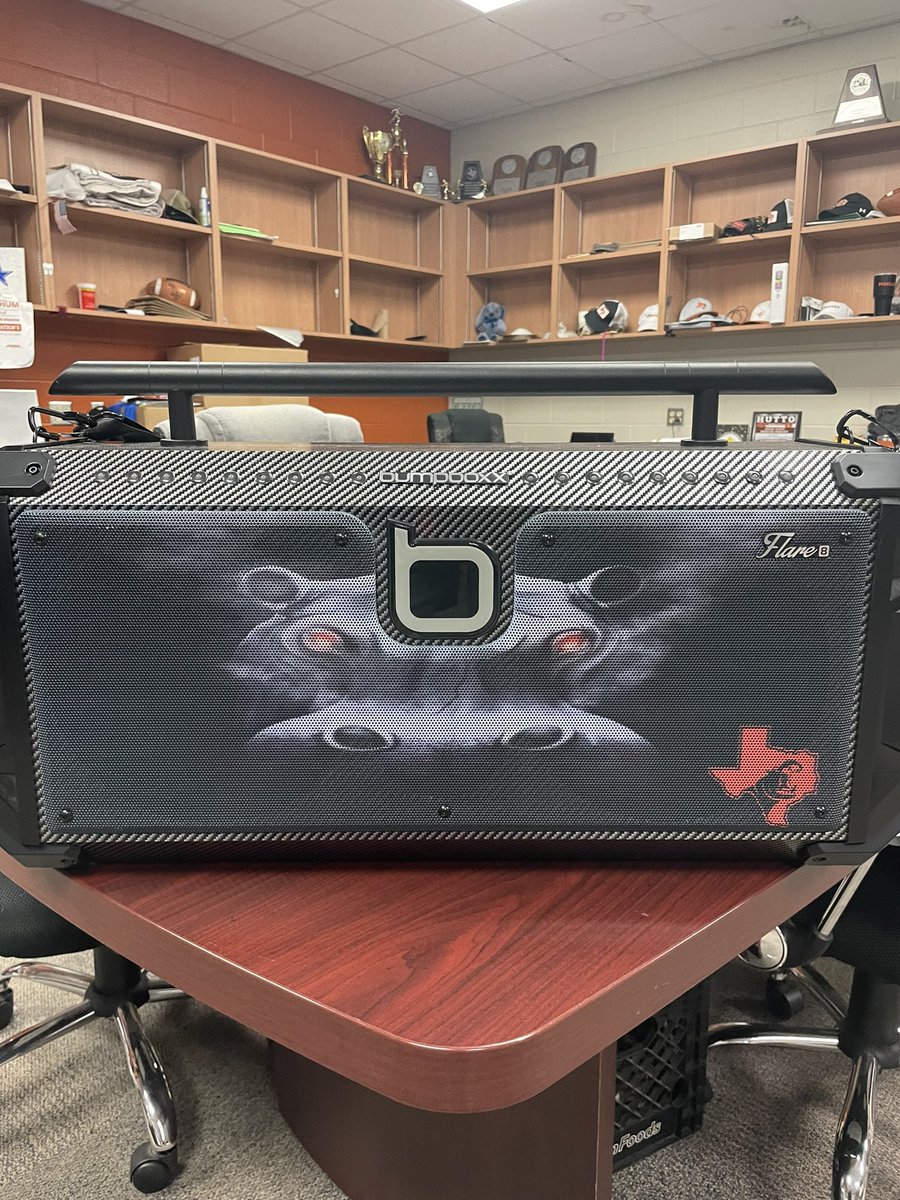 CoachWCompton's tweet photo. This thing is 🔥🔥🔥🔥 https://t.co/SVUYhJhSho