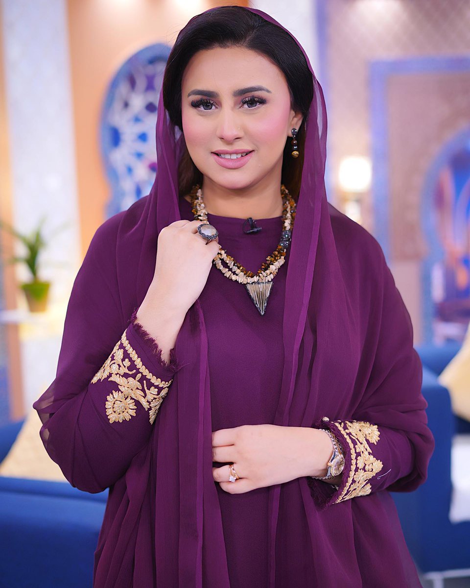 Gorgeous @madehanaqvi from her Ramadan transmission