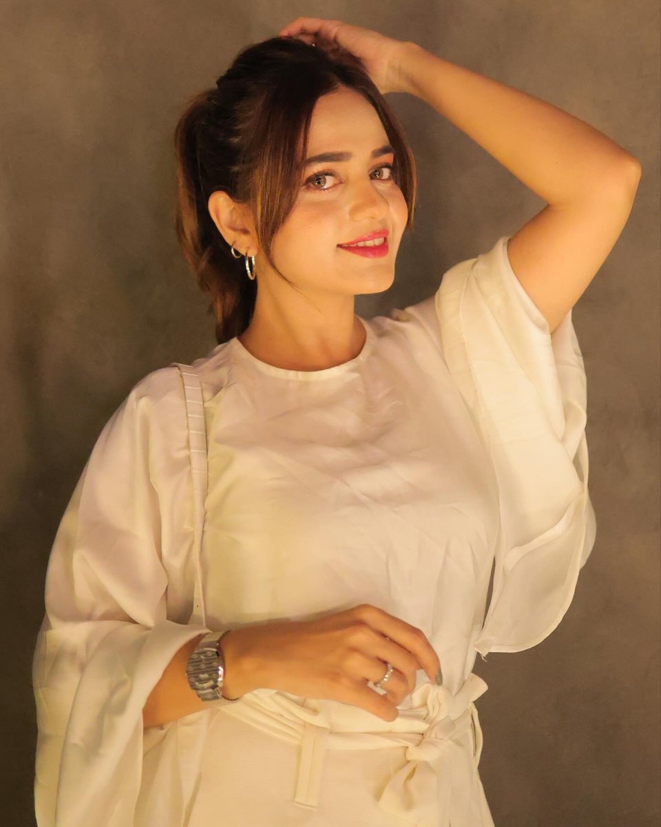 #SumbalIqbal in her recent look 🤍