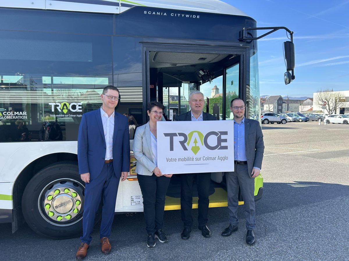 Conférence de presse pour dévoiler les grands principes du nouveau réseau Trace qui sera déployé en septembre et de la nouvelle identité visuelle.
Plus de fréquences, plus de simplicité, plus de lisibilité et un réseau optimisé pour desservir au mieux Colmar Agglomération.