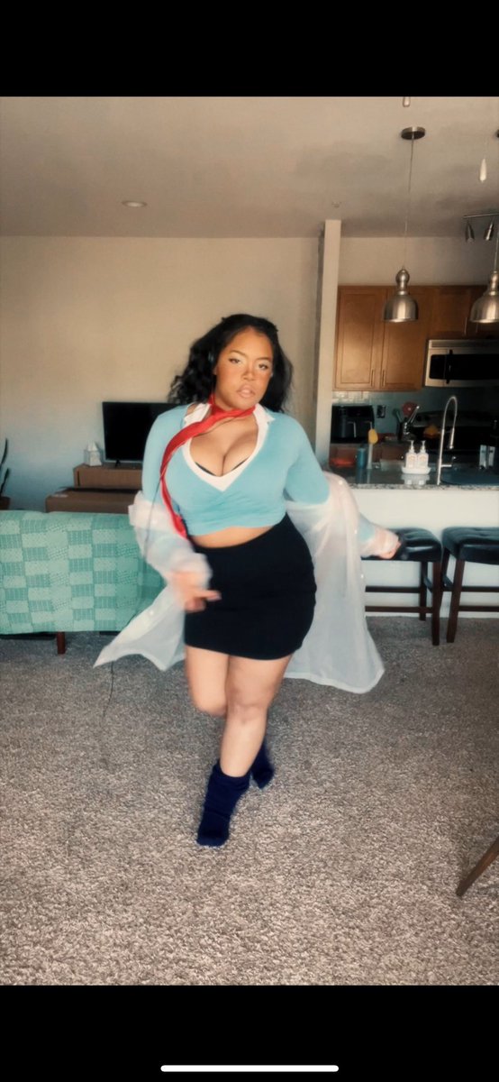 brielueW's tweet image. “Ghosted” 🧍🏽‍♀️ #cosplay #patrickbateman