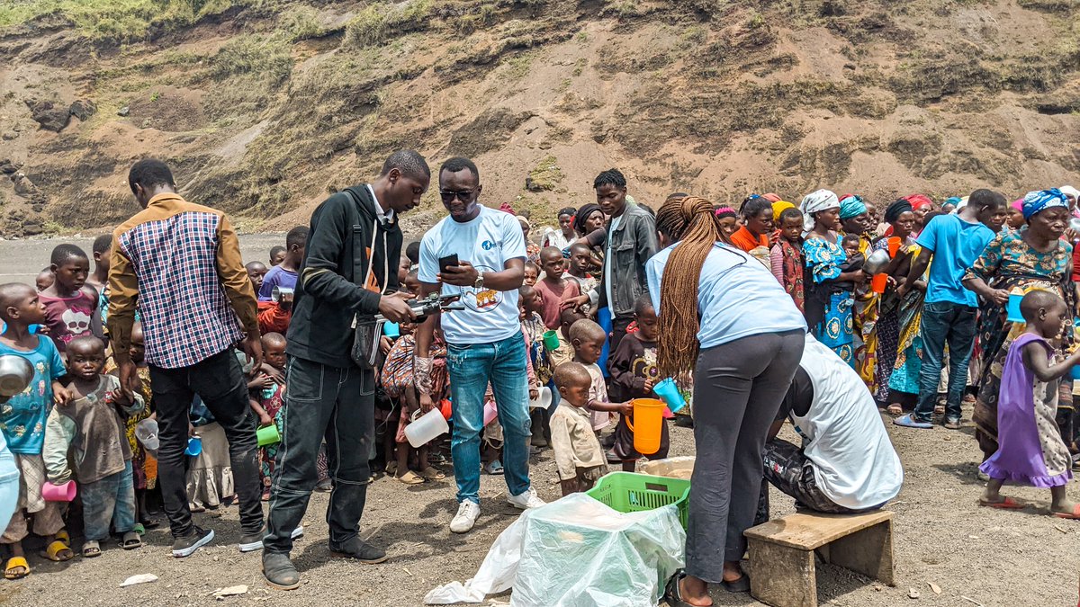 CollectifLMB243's tweet photo. Nous marchons, nous faisons des manifestations en Europe mais nous mentons des actions avec notre équipe et partenaire sur le terrain à Goma. Merci à eux.

#Congo #nordkivu #goma #lisangabanamboka https://t.co/rG4q0WmpJ1