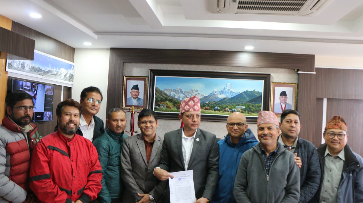 कान्तिपुरमा रहेको श्रम शोषणको विषयमा श्रम मन्त्री डीपी अर्याल <a href="/dolprasadAryal/">DP ARYAL</a> को  ध्यानाकर्षण गरेका छौं। समस्या समाधानका लागि सरकारको प्रभावकारी पहलको माग गरेका छौं।