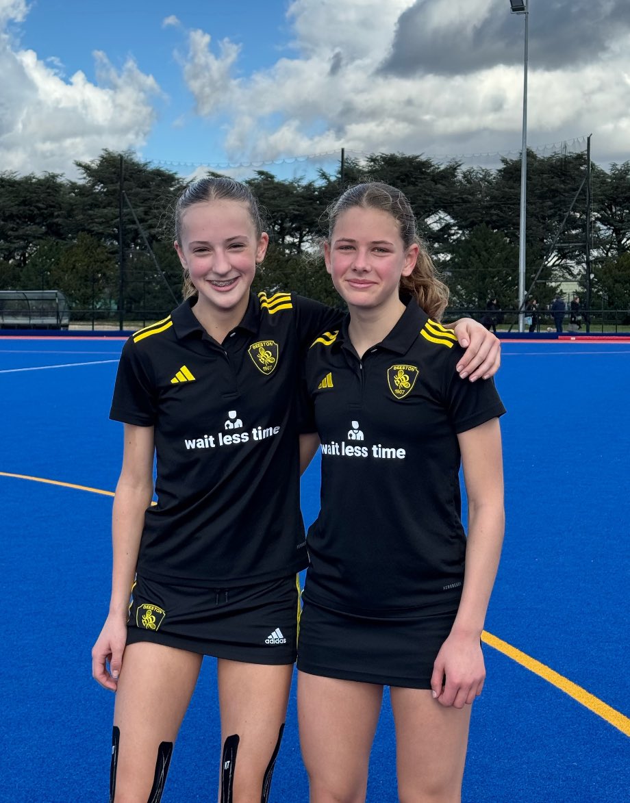 Congratulations to Year 9 pupils Sienna and Faye who are an integral part of the @OfficialBeeHC U14 Tier 1 Squad who have made it through to the @EnglandHockey National Finals being held at the end of April. A fantastic achievement 👍 Good Luck ⚪️🔵🔴🐝 #Trent #Bees #Hockey