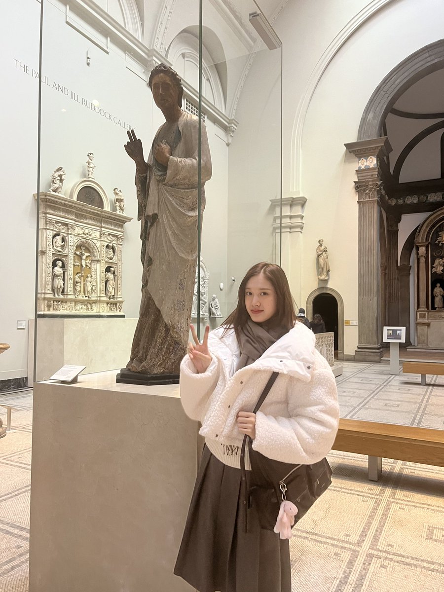 🐶💬
행복한 주말~~✌️✌️

#STAYC #스테이씨 #J #재이