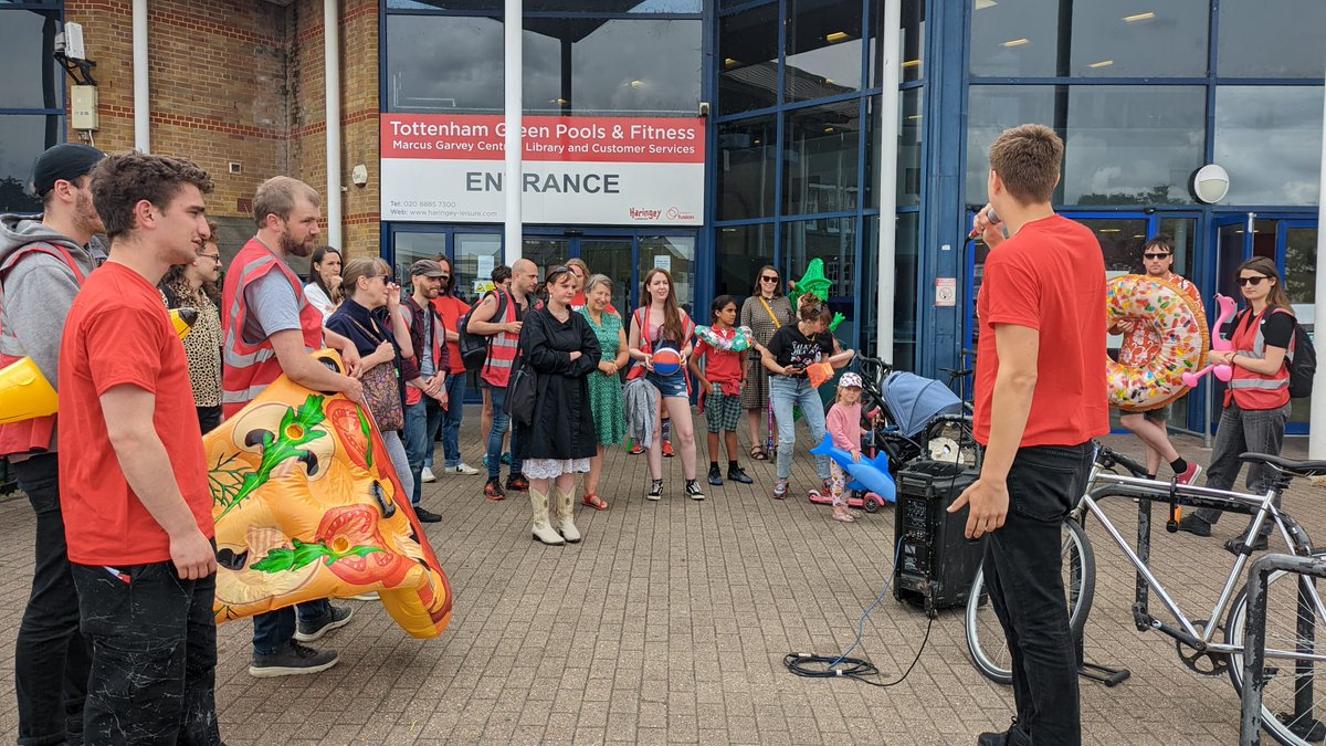 Throwback to when Tottenham parents decided the local pool was too expensive, so they joined @acornharingey, confronted the pool manager with demands collectively, and won 30% reduction in price & new cleaners hired. Direct action gets the goods, no matter who, no matter what!