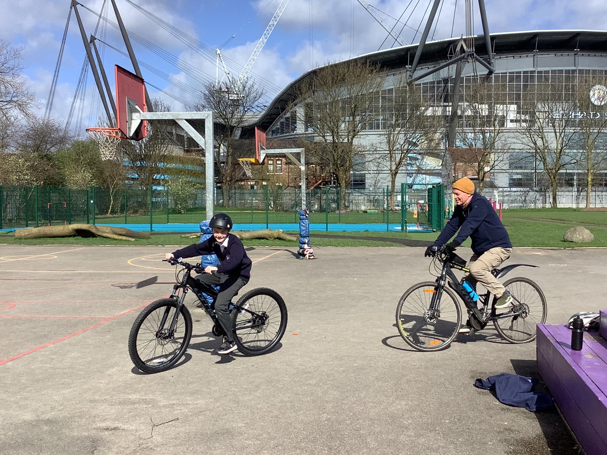 CE School of the Resurrection tweet media