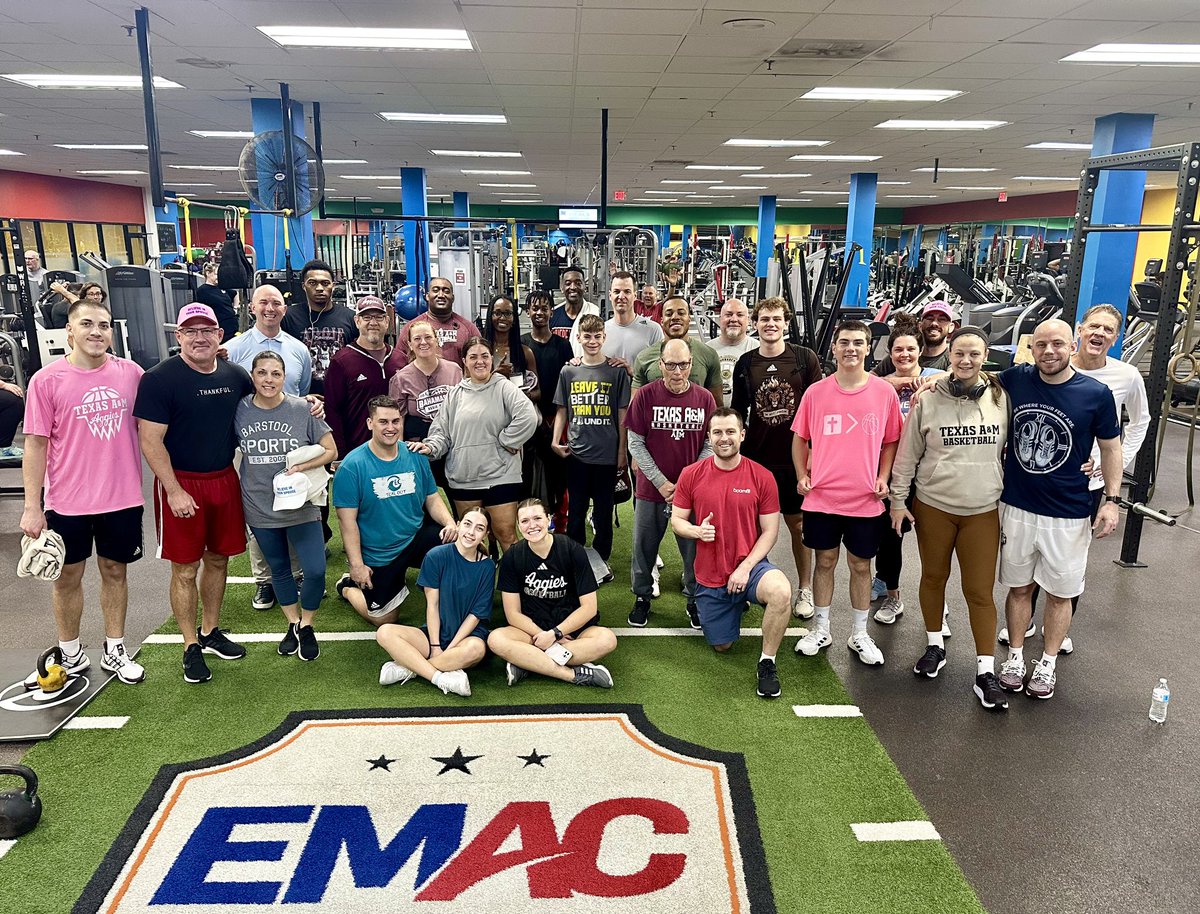 It is a tradition in @aggiembk that if we wake up 🌞in a 🏨 🛌 the 🚎 takes us to the nearest 🏋🏿 before 💒➕🍳🥓🥞 Thank you to @em_athleticclub for allowing our #getBETTER group to use their facility prior to the🏀game tonight 🌙 #MarchMadness @MarchMadnessMBB