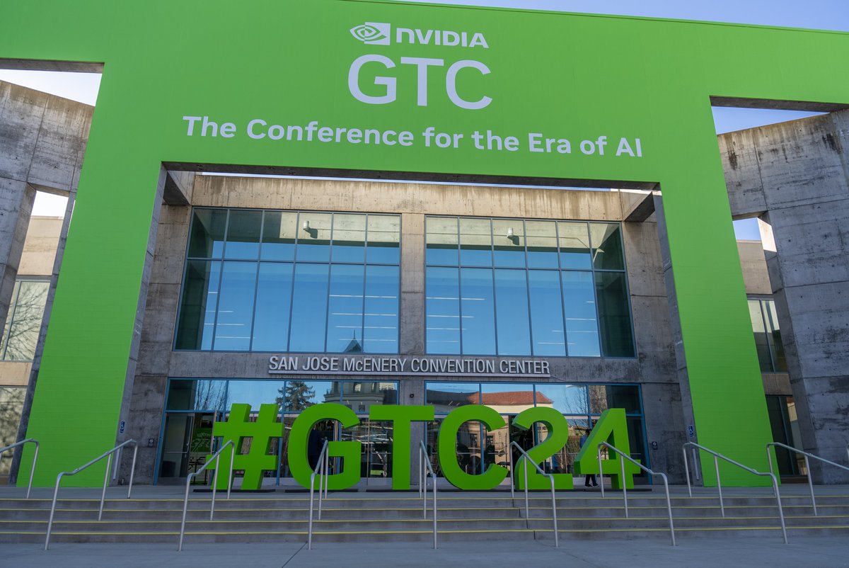 We had an amazing time with Apollo at the “Woodstock of #AI” in San Jose, CA this week! Our team was fortunate enough to get some thoughts on the transformative potential of humanoid robots from CEO Jensen Huang 🤘🎸 #apptronik #humanoidrobot #GTC24 #NVIDIARobotics