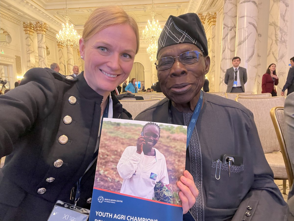 Last week I had the chance to have in-depth discussions with Ismahane Elouafi @CGIAR_EMD & former Nigerian President Olusegun Obasanjo at the #XIGlobalBakuForum! We discussed the importance of #agriculturaladaptation & the next steps of our collaboration with @CGIAR. Let's…