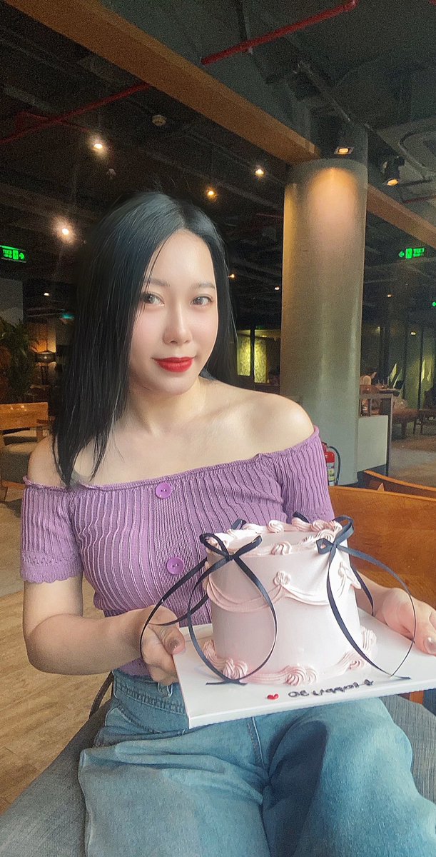 Ngọc Anh tweet media
