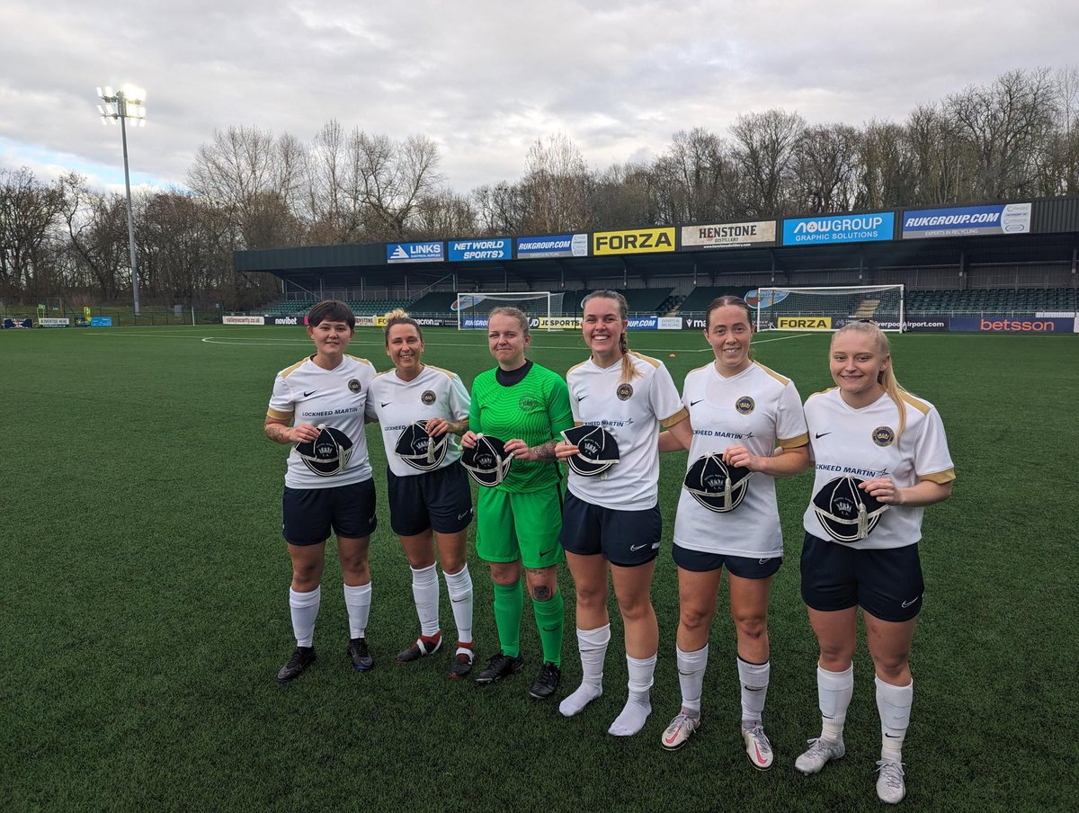 Many congratulations to all players, awarded their Inter Service caps this week Seniors: LOGS SC Sol Roche & LPT Jack McCormack & from the RN Women: L to R AB Mai Wan, AB Abi Hyndman, LH Leigh Black, LH Kelsie Miller, SLt Lily Chubb.& AB Antonia Stewart. @NAVYFIT @NAVY_WOMEN