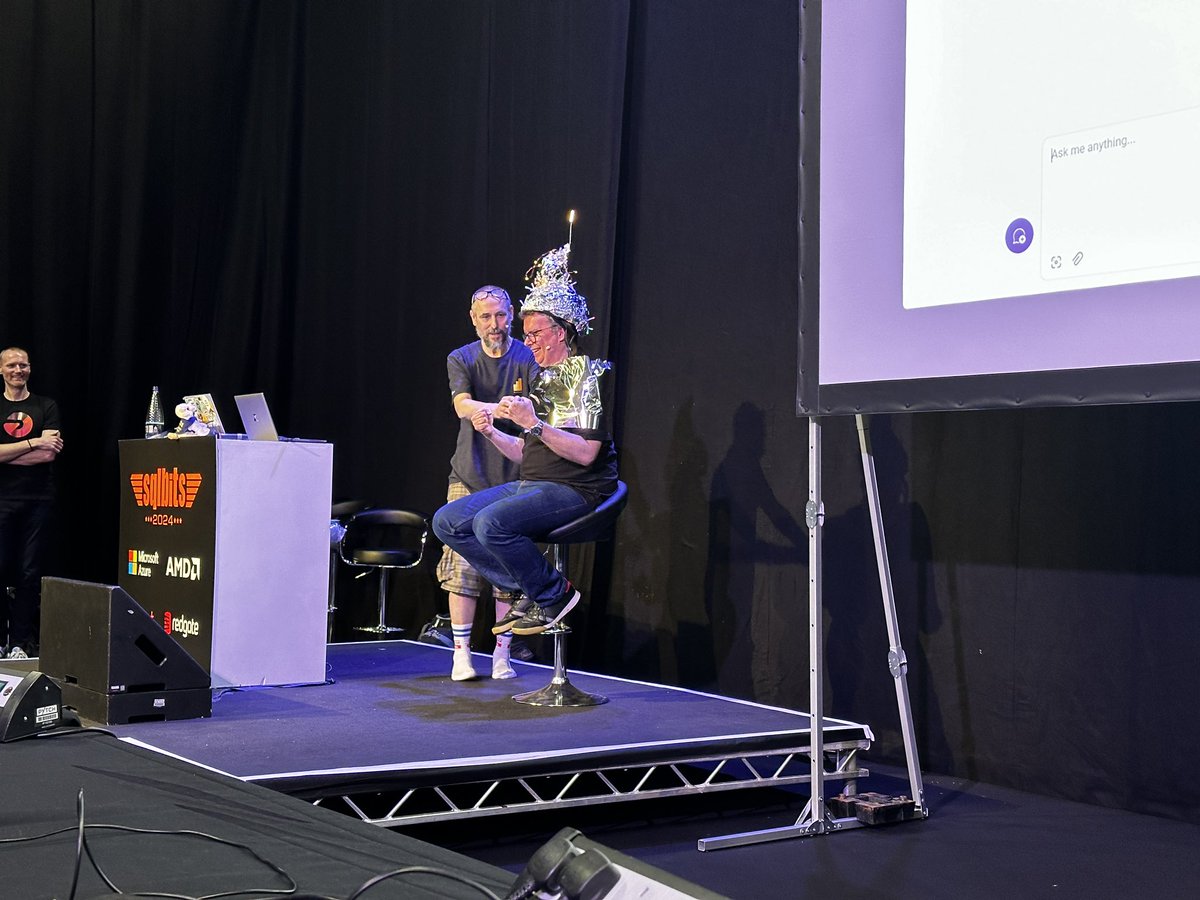 Starting the #PowerHour off at #SQLBits! @MarkPM_MSFT and @cwebb_bi with the KnowPilot