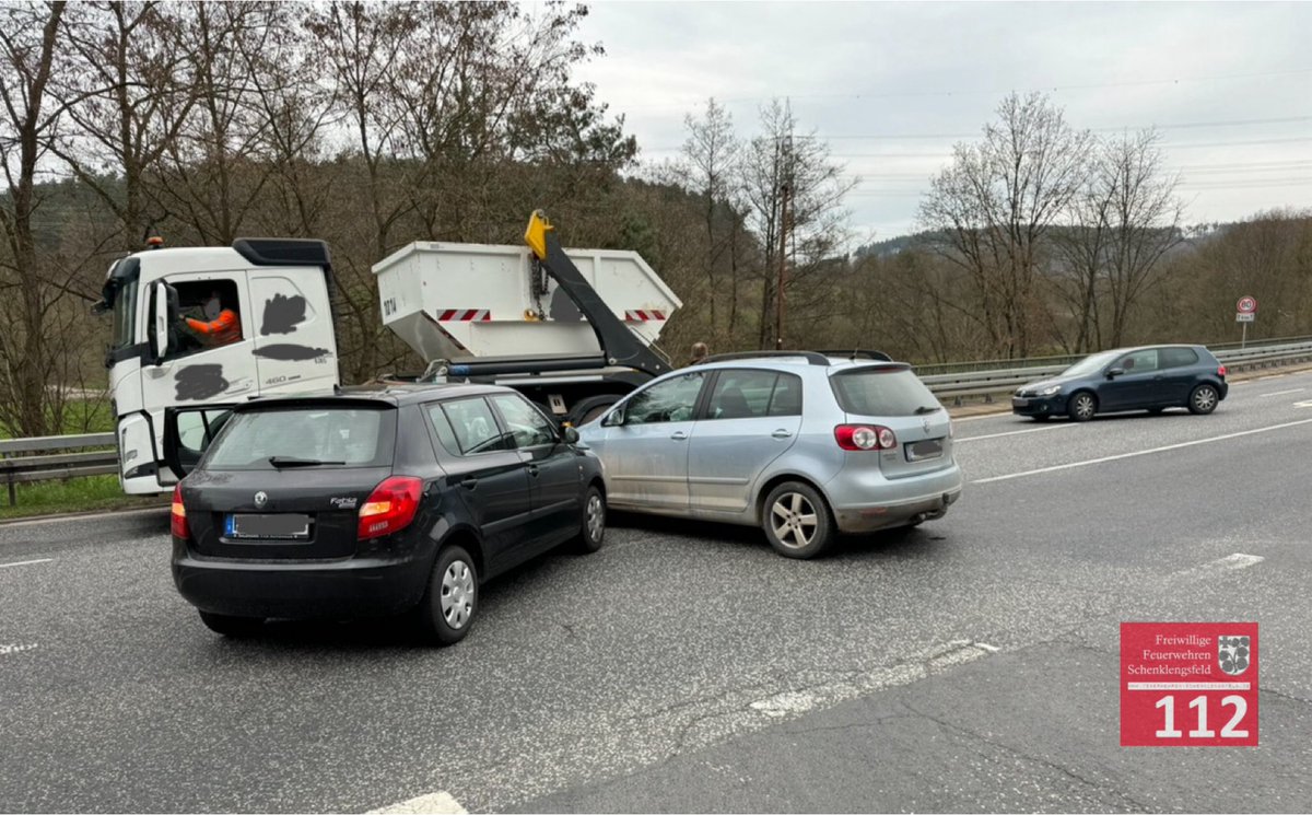 ffschfeld's tweet photo. 📟 22.03.2024 14:31 Uhr - Verkehrsunfall (H1-VU Blech). Auf der B62 kam es zu einem Unfall mit zwei beteiligten PKW. Im Einsatz waren die Feuerwehren Schenklengsfeld (KEG) und Malkomes/ Dinkelrode. https://t.co/NoYJUxntER