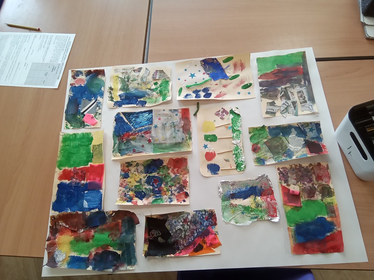 Year 3 were inspired by @SHONIBARESTUDIO for Art Week and used mixed media to create their own mini installations @ell