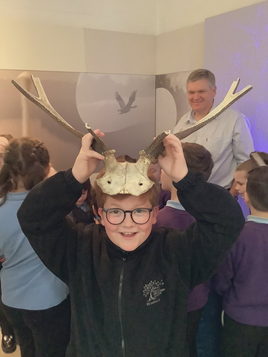 Thank you so much @YorkshireMuseum for welcoming us today for the launch of your incredible Star Carr Exhibition. @Ray_Mears and Nicky Milner @UoYArchaeology offered such amazing insight and inspiration!