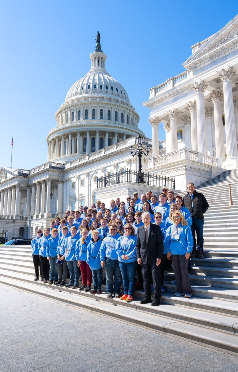 Enjoyed mtg w Lake Mills Middle School on their regular trip to Washington