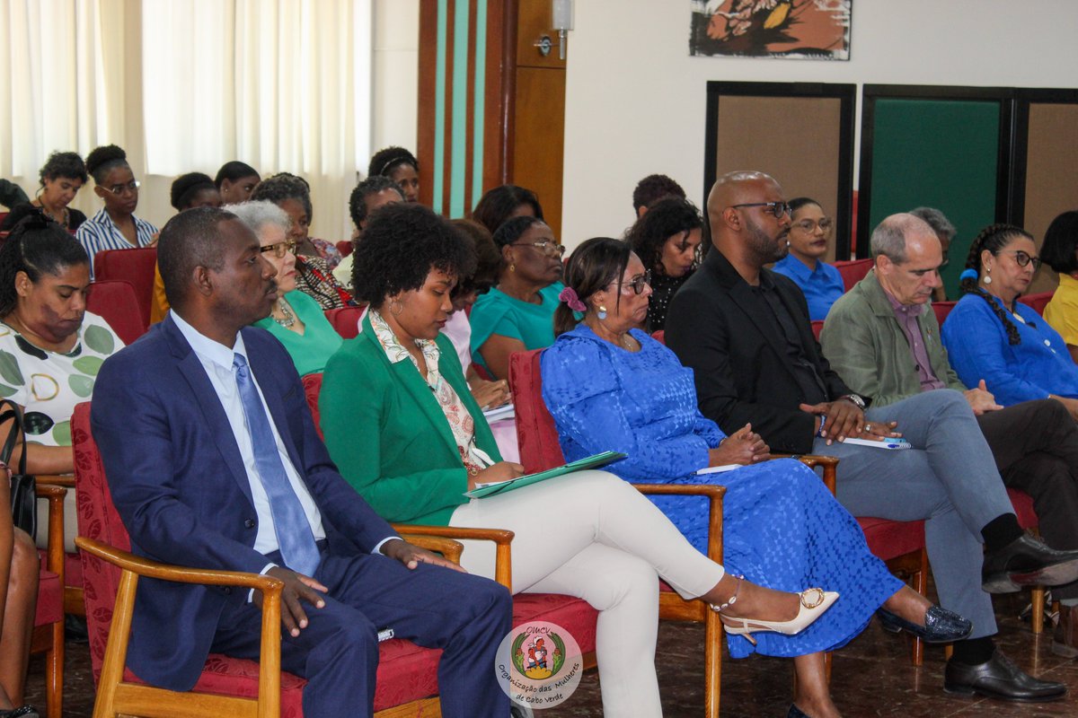 Compartilhamos alguns dos momentos da "Conferência Nacional sobre os Direitos das Mulheres e o Combate ao Assédio Sexual", como parte do Projeto "Empoderamento de Mulheres e Meninas em Cabo Verde: O Caminho para o Desenvolvimento", financiado pelo Estados Unidos.