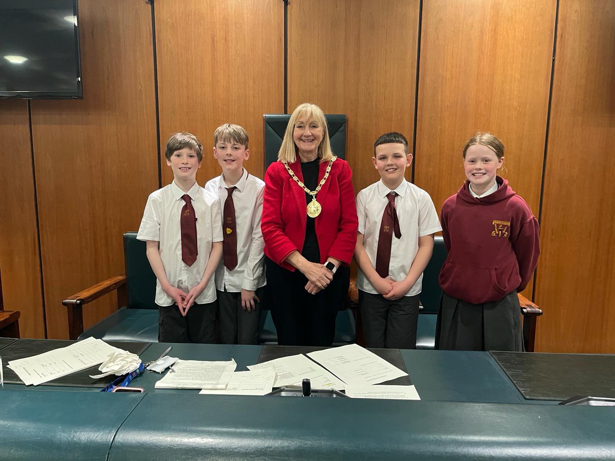 Well done to our Provosts Debate team. They provided a robust defence of their position on digital technology and represented the school extremely well. Congratulations to the excellent team from @OLM_Primary.