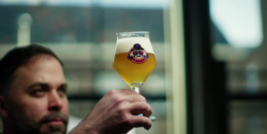 Om het begin van het festivalseizoen te vieren, lanceert Brand een nieuwe biertje: Paaspop Blond. 

Lees hier meer over het unieke blond biertje: fonkmagazine.nl/artikelen/mark…

#brand #paaspop #sligro