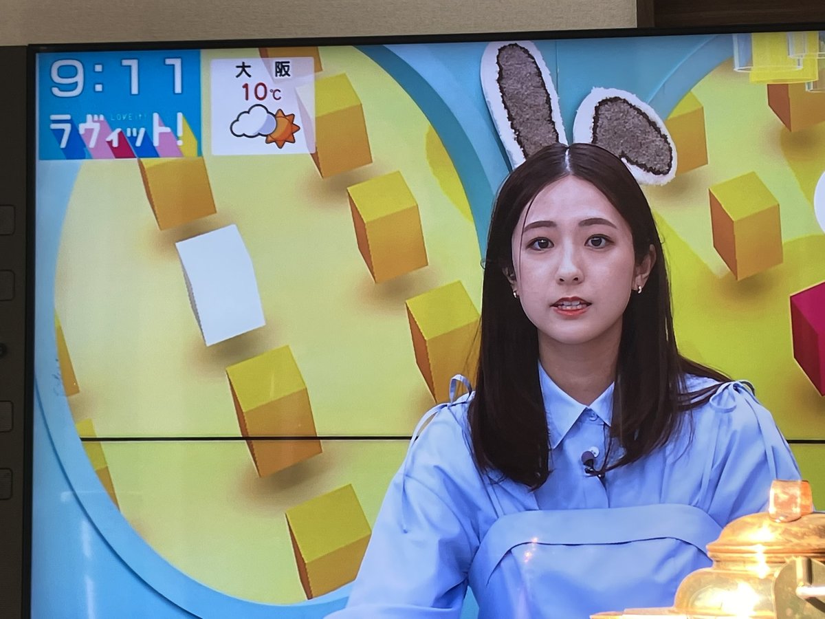 LibaQueen2's tweet photo. 緊急地震速報の大事なニュースしてるんだけどラッピーの耳が奇跡的に重なってうさ耳になってる
#ラヴィットカフェ https://t.co/yHC4oYpKd6