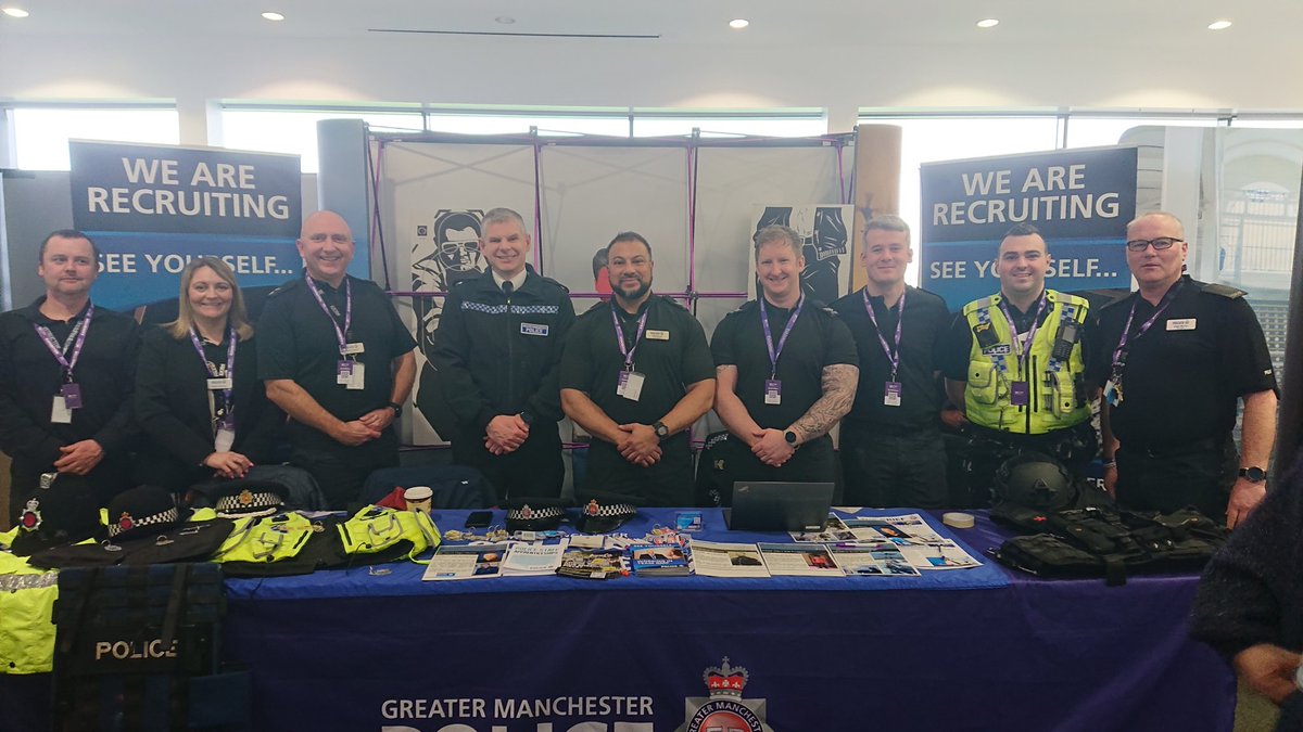 Yesterday @gmpolice were at the @CTPinfo Northwest recruitment fair one of the most important events for our armed forces network. As well as expressions of interest in joining GMP it was also great to network with the other organisations at the event. #armedforcescovenant