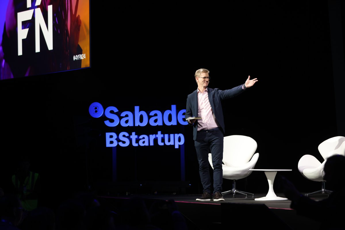 The star of the show.. the @BancoSabadell stage 🌟 The home of so many inspiring #4YFN24 sessions, including the 10 Years Anniversary Opening, Crazy Enough to Innovate, The CEO Journey, Barcelona Welcomes Talent and so many more 👀
