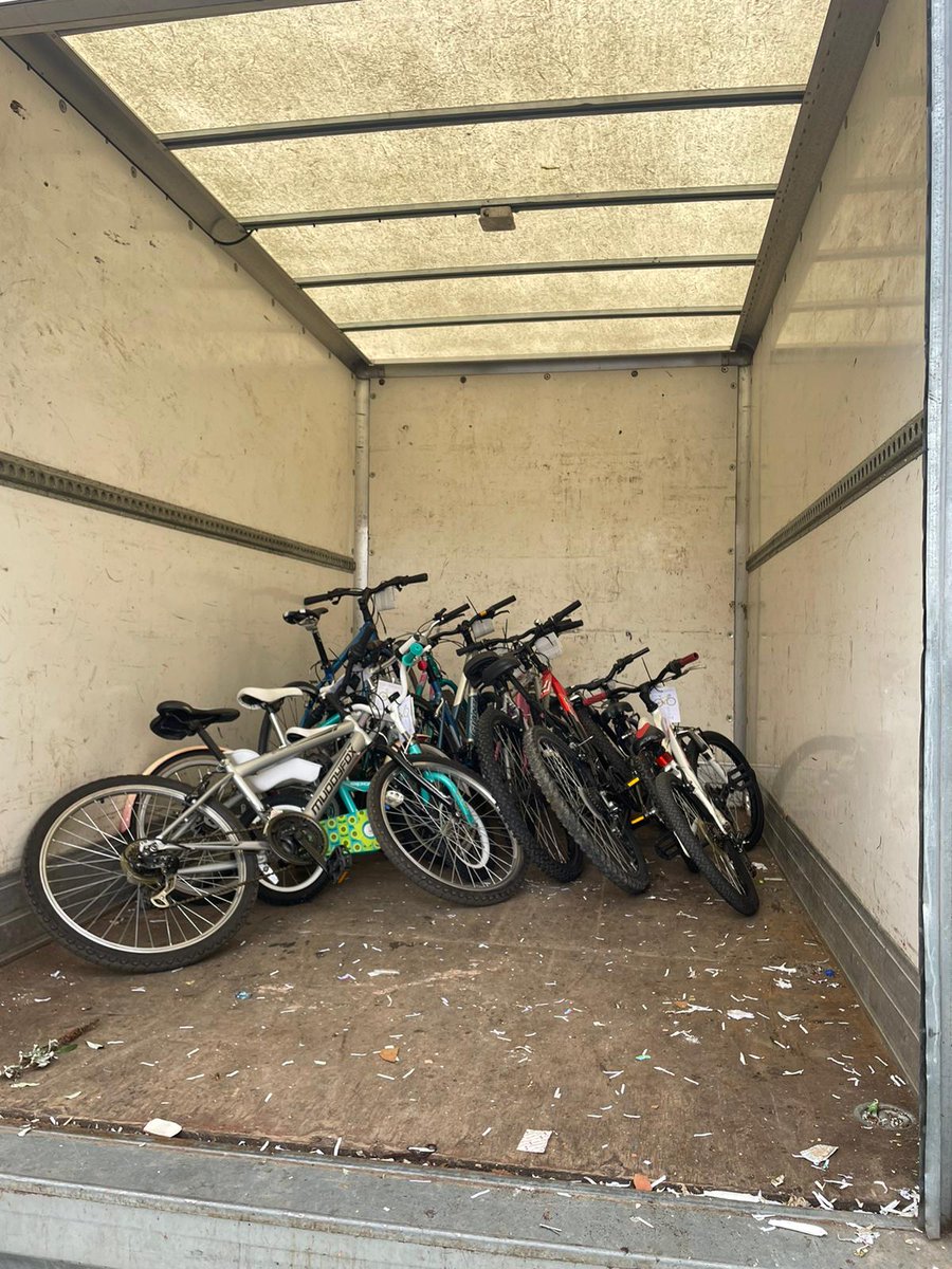 Another drop off to @Sue_Ryder of bikes that have been refurbished by adults in our workshop. Great for training purposes as well as the opportunity to give back to the community 👏 @MGlassup @potts70