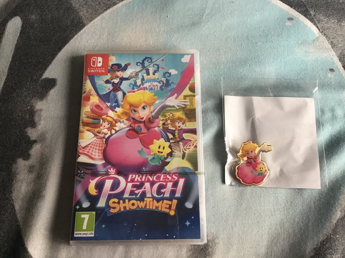 HAPPY LAUNCH DAY TO PRINCESS PEACH: SHOWTIME! I shall be playing this after lunch, if this headache would piss off then that would be even better. #PrincessPeach #Switch #gaming