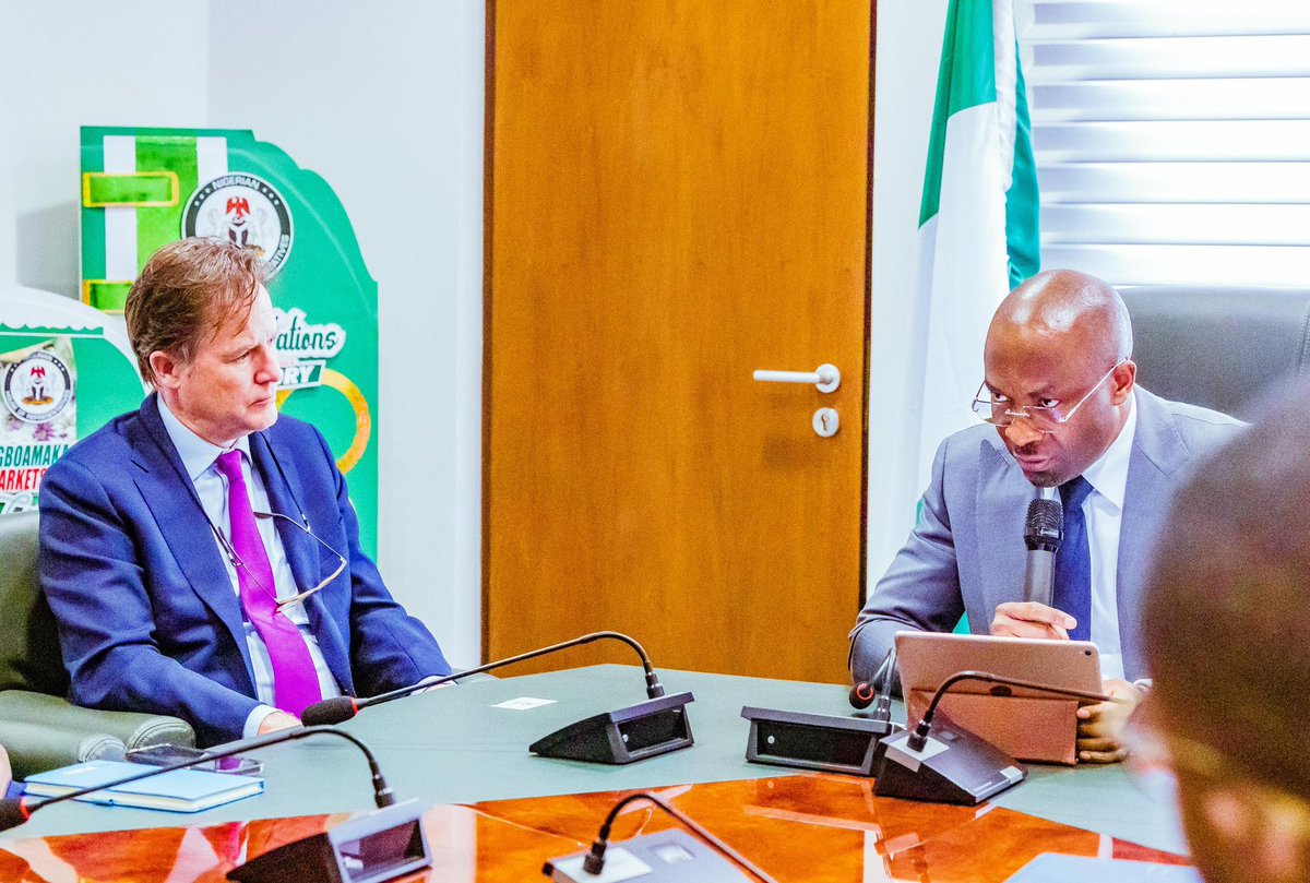 OfficialBenKalu's tweet photo. Yesterday, I was delighted to receive the delegation from Meta (formerly Facebook) on a courtesy visit to the House of Representatives. The delegation was led by the President of Meta Global Affairs and former Deputy Prime Minister of the United Kingdom, Sir Nick Clegg.

Our discussion centered around the dire need for a multifaceted approach to accelerate the growth of our digital economy in line with our goal to promote digital innovation, data protection, and e-commerce. With our young, teeming population, which represents a significant market for online businesses, we are open to strategic collaborations with major stakeholders in the digital innovation and commerce sector, such as Meta.

I assured the team that the 10th House of Representatives is dedicated to fostering an innovative and commerce-friendly regulatory environment as outlined in our legislative agenda, serving the interests of both technology companies and Nigerians.