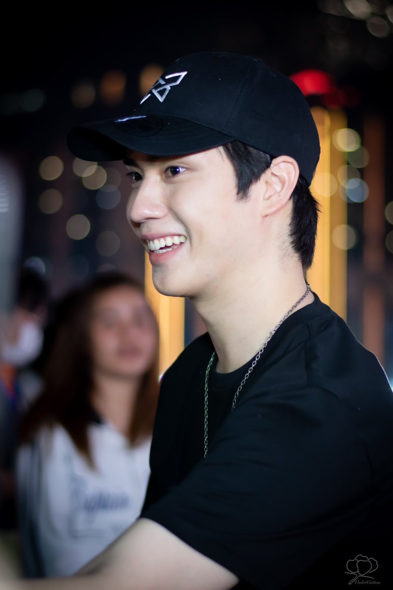 ส่งกำลังใจให้พี่พระเอกนะคะ ซ้อมหนักเลย พรุ่งนี้จะถึงวันงานแล้ว ส่งกำลังใจดวงโตๆไปให้นะคะ #TEeThanapon