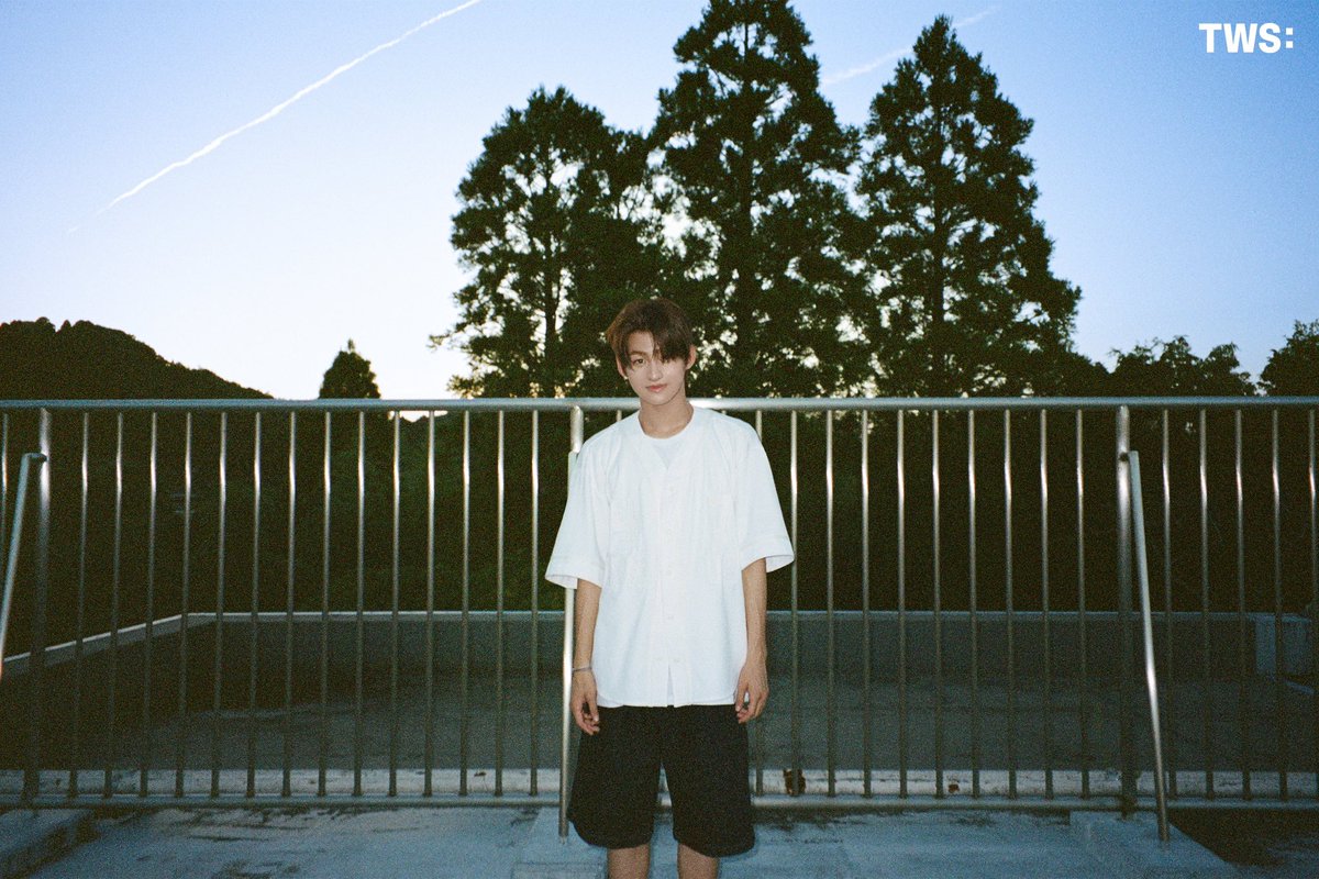 jihoonxpics's tweet photo. Jihoon NAP ‘Sparkling Blue’

#JIHOON #한지훈 #TWS #투어스 https://t.co/qXVJt9HbKk