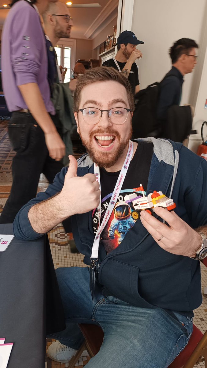 ReactBricks's tweet image. "Start UI Explorer" by @IvanDalmet at the @ReactBricks booth at #ReactParis
Like to vote!
#reactbrickslego @BeJS_