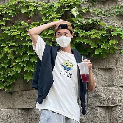 superlaalaa_'s tweet photo. Pls rt -

พร้อมส่ง แก้วโดยอง ไซส์24oz🥤

เหลือ 4 ใบสุดท้าย ใบละ150฿ 

(ค่าส่ง40bกี่ใบก็ไม่บวกเพิ่มค่ะะ) 

Mention or dm pls  🫙

#แก้วสตาบัค #แก้วโดยอง #ตลาดนัดnct  #ตลาดนัดอซท127 #ตลาดอซท #โดยอง #ตลาดนัดnctdream #แก้วแบบโดยอง #แก้วน้ำ #แก้วstarbucks #starbucks https://t.co/Z0kydNsXRS