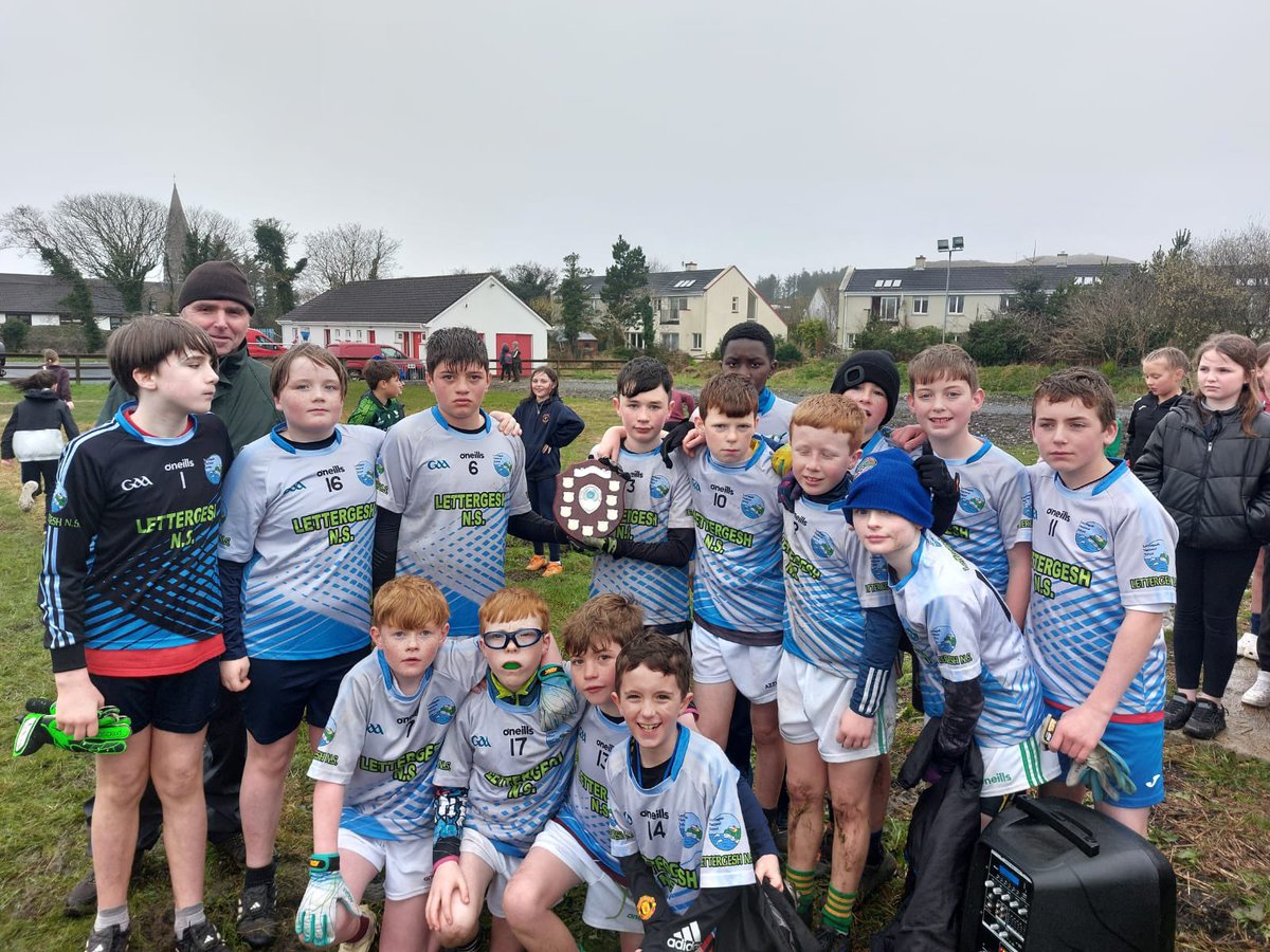 A great day for the parish was had yesterday. Letterfrack winning the cup in the local 13 aside football, beating Cleggan, Claddaghduff and Kingstown with the amalgamation of Renvyle schools and Leenane winning the shield against the Joyce Country schools. Well done to both teams