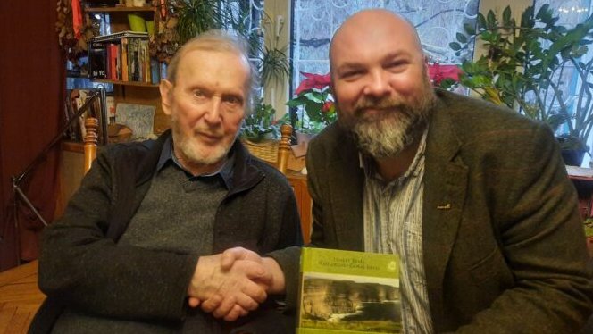 RadioWNET's tweet photo. 🪶„Ernest Bryll napisał Wiersz Roku 2024. Związek Pisarzy Katolickich nagrodził utwór: „Ja się modlę, jak gdybym darł palcami ziemię”, zmarłego przed kilkoma dniami poety” – Tomasz Wybranowski, Studio Dublin
#Bryll #poezja👇🏻
📻 https://t.co/mc6lOx6hRA https://t.co/OriAhm76V2