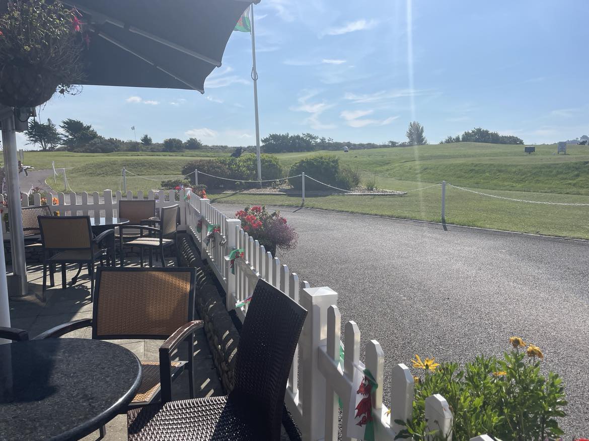 abersochgolf's tweet image. Os ydach chi’n mynd am dro heddiw, galwch i mewn am goffi neu lymaid yn y Clwb, mae croeso i bawb
If you are out for a walk today, why not pop in for coffee or drink at the club house, welcome to non members 
#Brecwast #breakfast #coffi #coffee #cacen #cake #lunch #drinkies