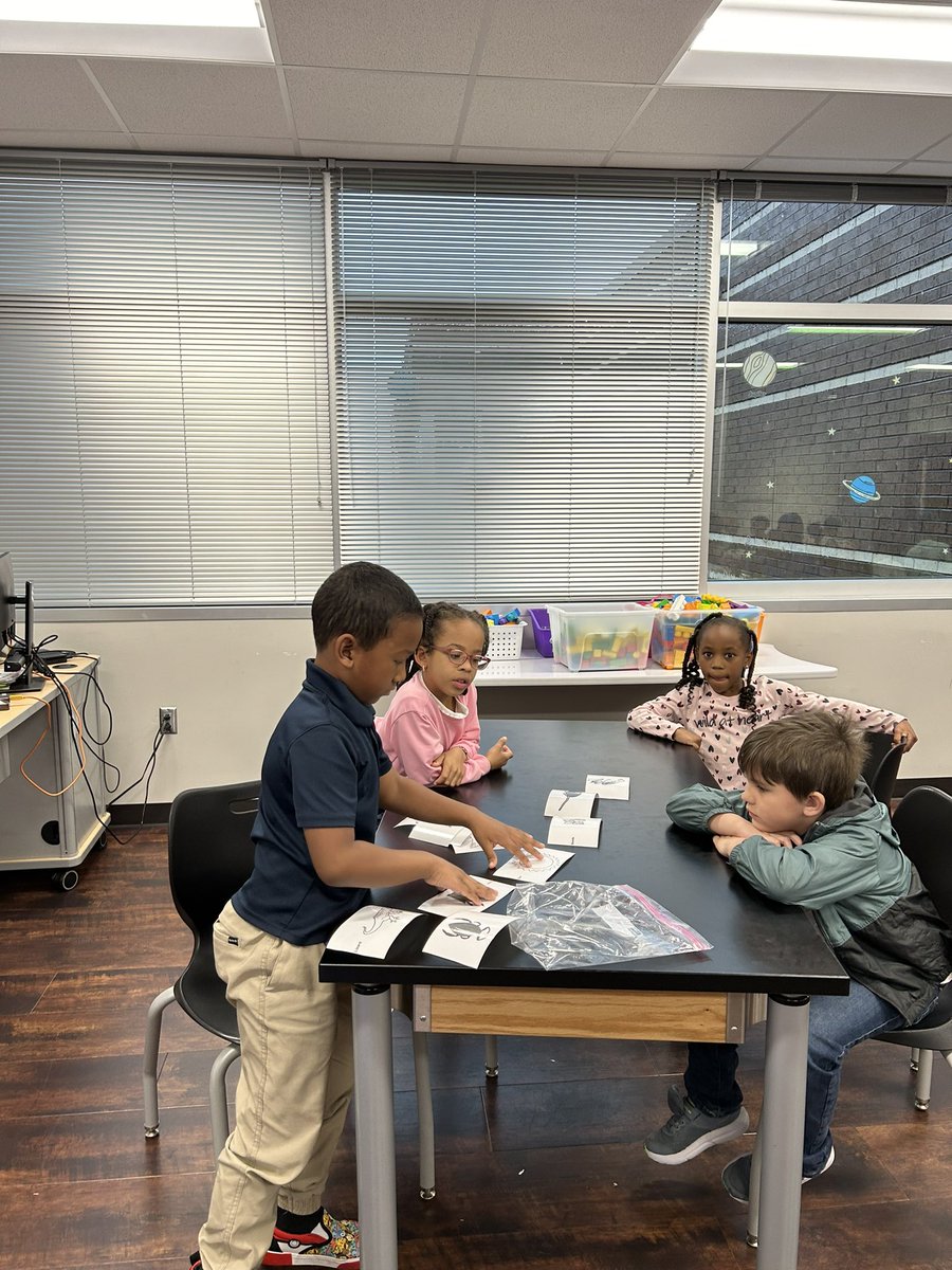 Food chain fun with First Grade.  <a href="/DebbieHavnen/">Debbie Havnen</a> <a href="/HumbleISD_CE/">Centennial Elementary</a> <a href="/Humble_Science/">Humble ISD Elementary Science</a>
