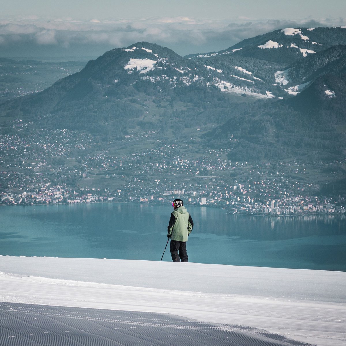 Altibus's tweet image. Le printemps sur les pistes, c'est comme ça 👌☀️💛

📸 © @LaClusaz - @Chatel_Officiel