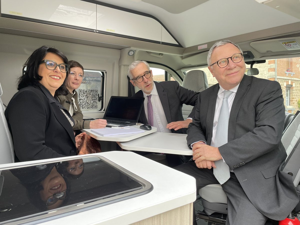 Ce matin, je suis à Auve en Argonne avec le préfet Henri Prévost et Thierry Bussy, conseiller départemental, pour effectuer un point d’étape du #BusFranceServices qui sillonne la #Marne depuis novembre 2023 pour apporter de l’aide et de l’information à nos concitoyens les plus…