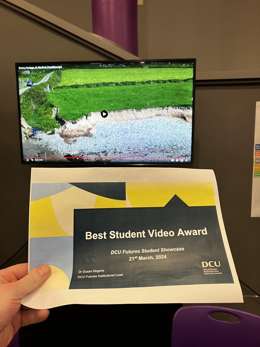 Huge congrats to our @DCUHist_Geog #BCES final year students @IsabelHahn18400and Katherine Molly on winning 'Best Student Video' at the #DCUFutures Showcase last night for their drone footage of landslides on the Wexford coasts 👏 Thanks @Jimmy_OKeeffe for showing it off!