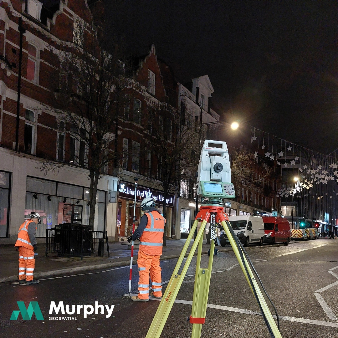 m_geospatial's tweet photo. Our Subsurface Engineering UK team have been part of a dynamic project in London's Oxford Street! (Under a full road closure with temporary traffic management set in place).

Using EML and GPR surveys.
More info on what we offer: https://t.co/u4mwfwOMBd 

#SubsurfaceEngineering https://t.co/jWulcc0c1V