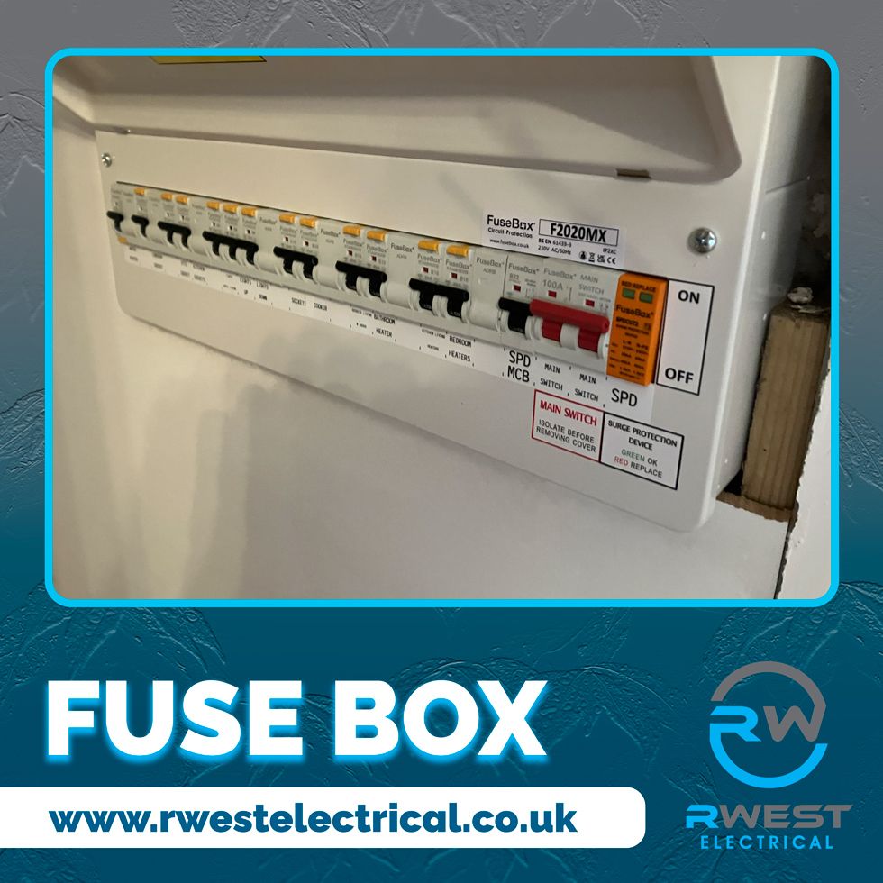 RWestElectrical's tweet photo. 𝐅𝐮𝐬𝐞 𝐁𝐨𝐱 ⚡️

These are super important! When too much electricity, for whatever reason, flows through a circuit the fuse will blow or the circuit breaker will trip 

This keeps you and your home safe, if you require our services, we can help fit a Fuse Box for you! 👍 https://t.co/ukuom5mw6u